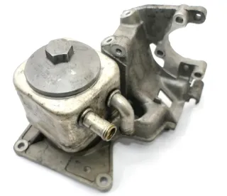 VW Passat 3BG Audi A4 A6 Ölkühler Halter 2,5 TDI Motor 150PS 110kw 059145169 - Bild 3