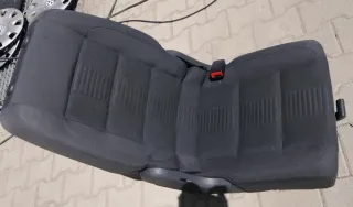 VW Touran Sitz hinten rechts (hinter Beifahrersitz) Rücksitz anthrazit - 115974 - Bild 1