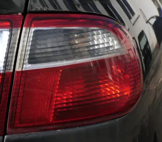 Seat Toledo 1M Rücklicht hinten rechts Rückleuchte Heckleuchte Lampenträger - Bild 1