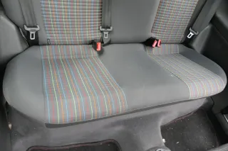 VW Polo 9N 9N3 Sitz Rückbank Sitzfläche Sitze 3 Punkt Gurt hinten mit Kopfstütze - Bild 11