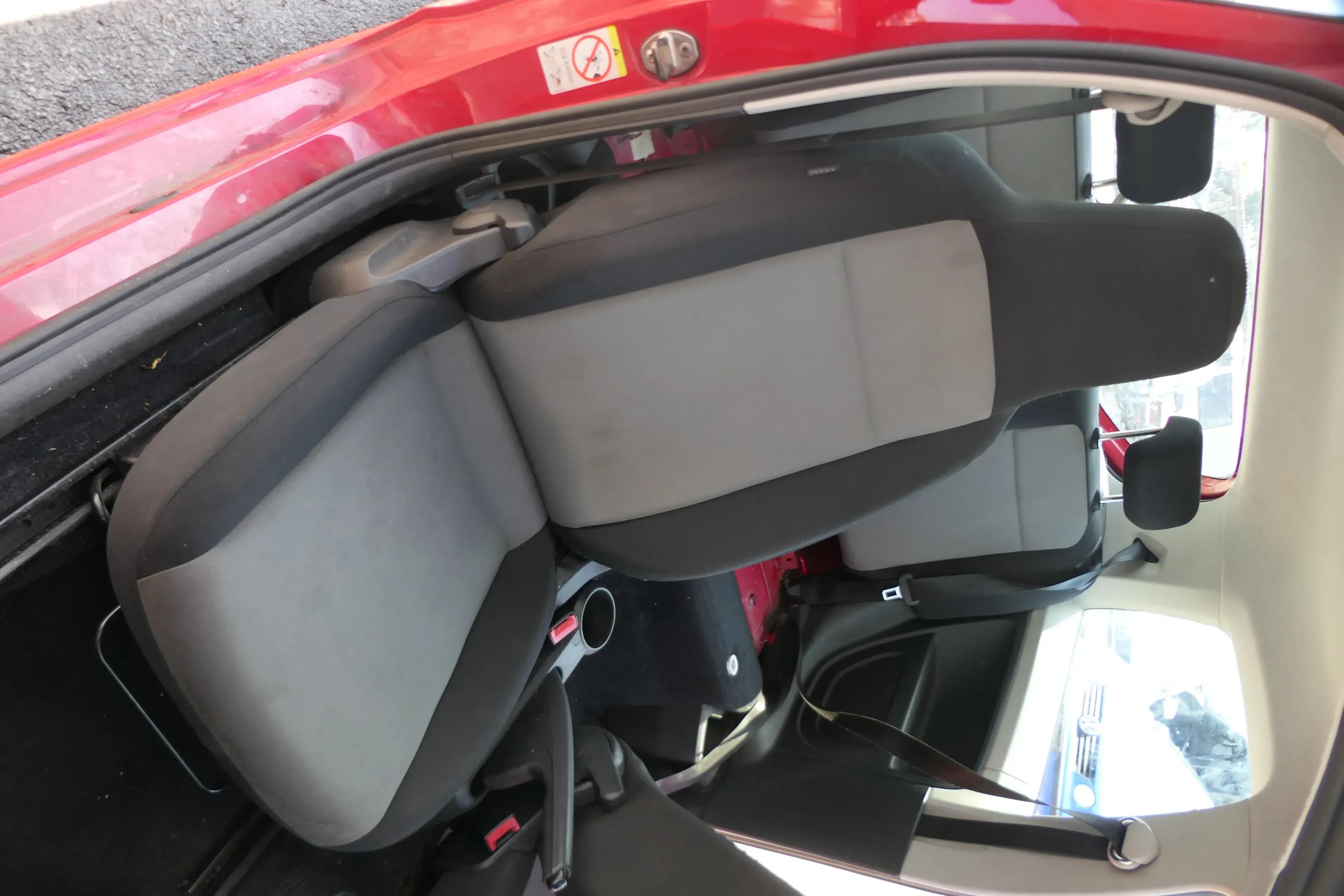 VW Up Mii Citigo Sitz Beifahrersitz vorne rechts schwarz dunkelgrau - Bild 1