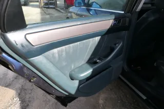 1x Audi A6 4B Türverkleidung Verkleidung Tür hinten links Leder grün lago - Bild 2