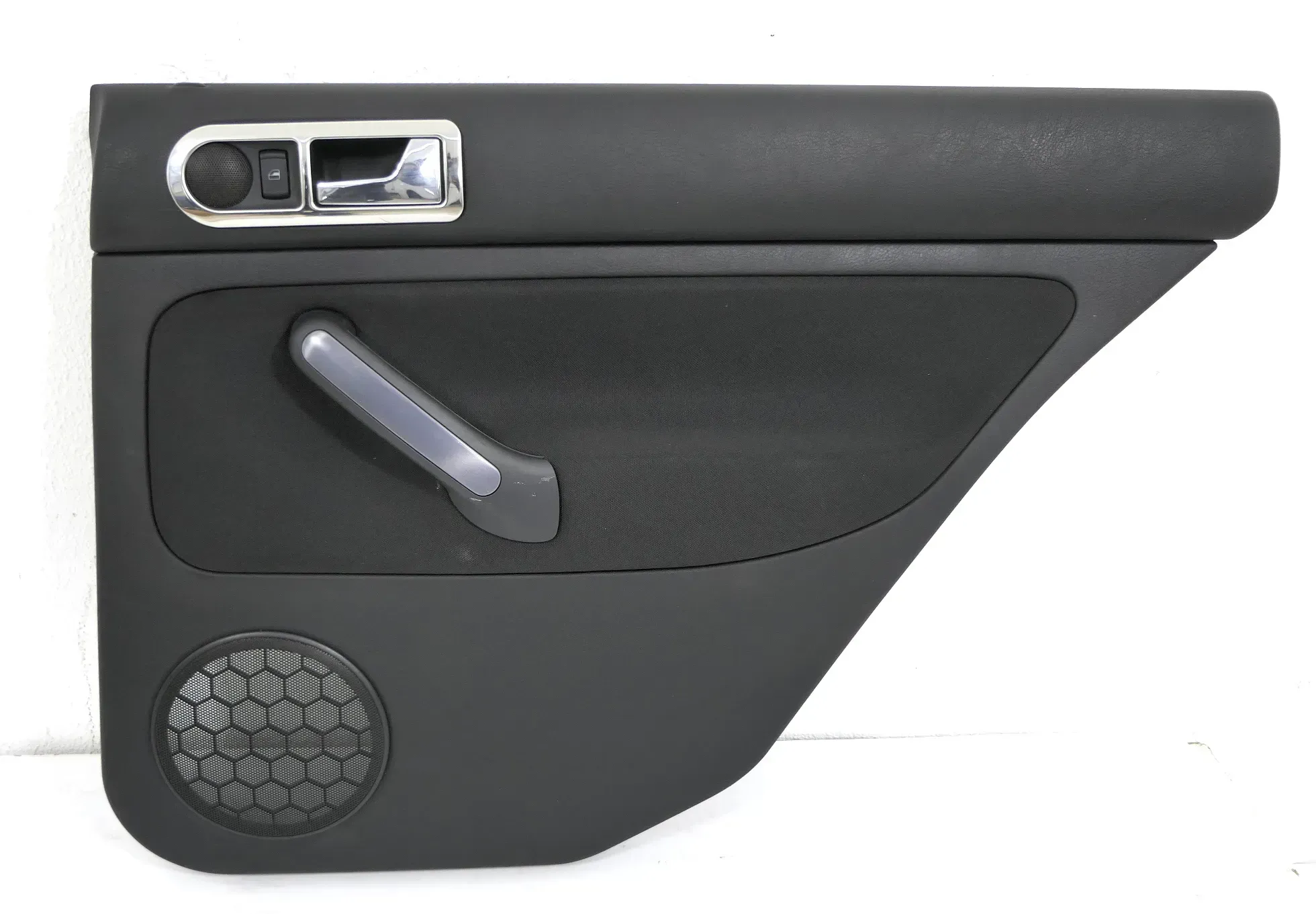1x VW Golf 4 1J Kombi Türverkleidung Verkleidung Tür hinten rechts schwarz f - Bild 1