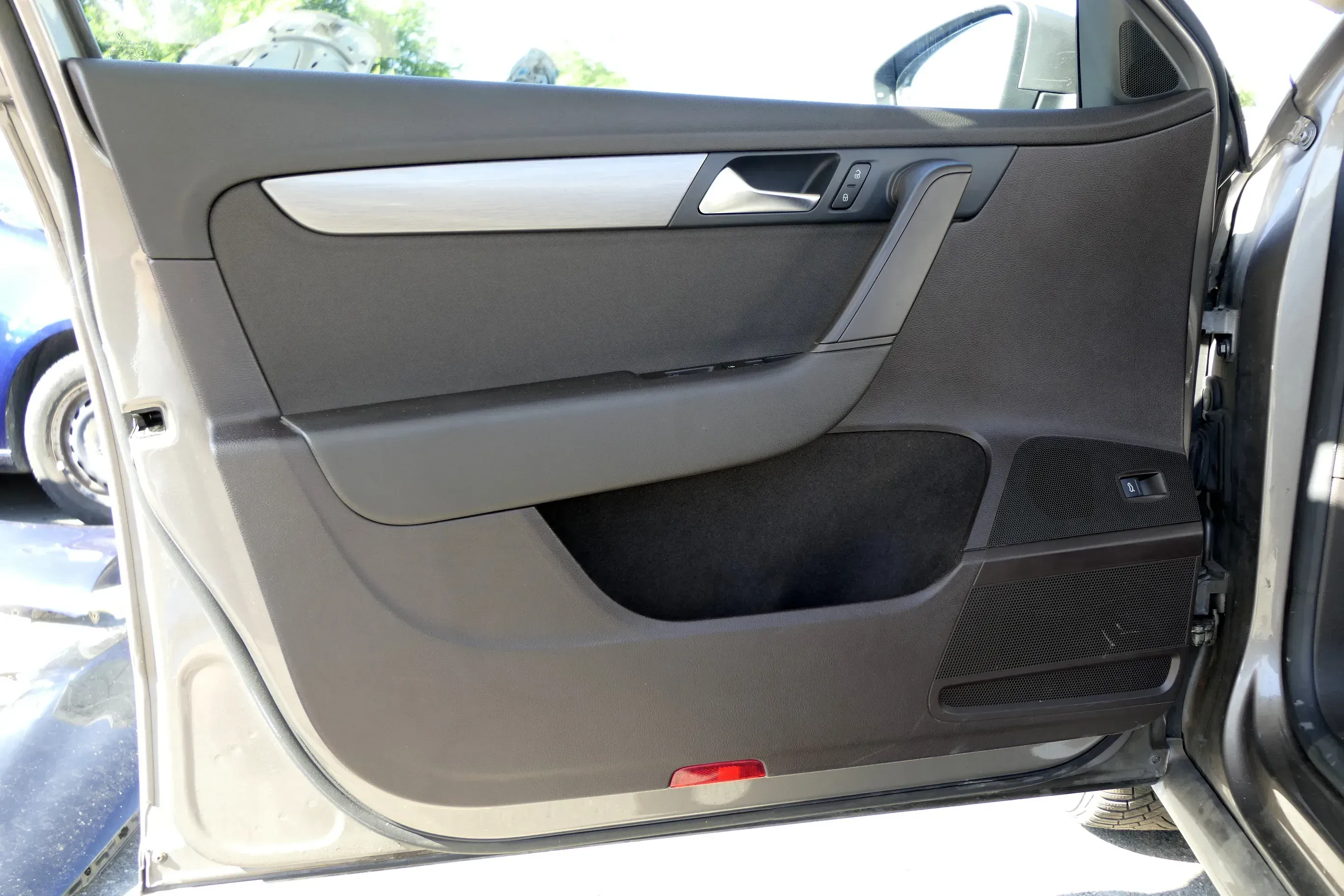 VW Passat 3C B7 Limousine 4x Türverkleidung Verkleidung Tür vorne + hinten braun - Bild 1
