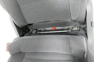 VW Touran Sitz hinten links anthrazit (hinterm Fahrersitz) Rücksitz Isofix - Bild 2