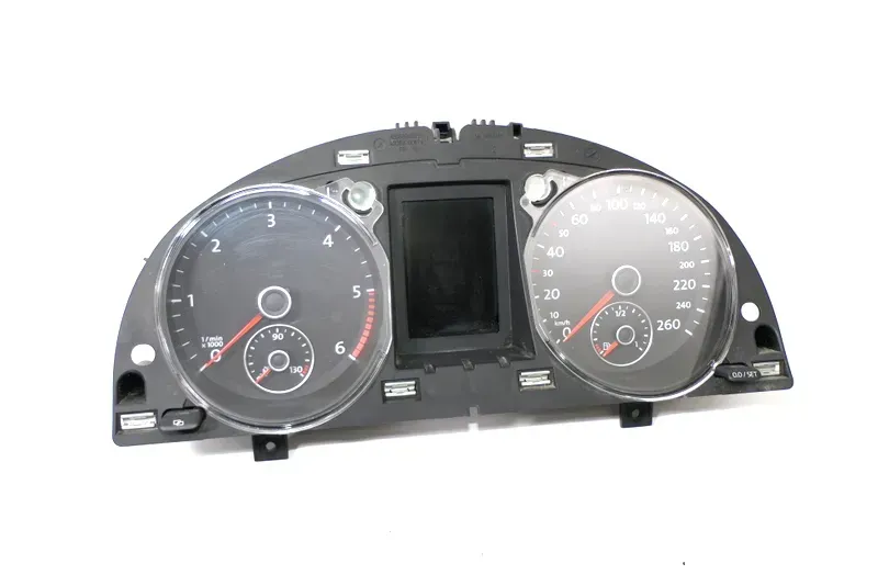 VW Passat 3C Tacho Tachometer 131.000km 3C0920872G Diesel TDI - Bild 1