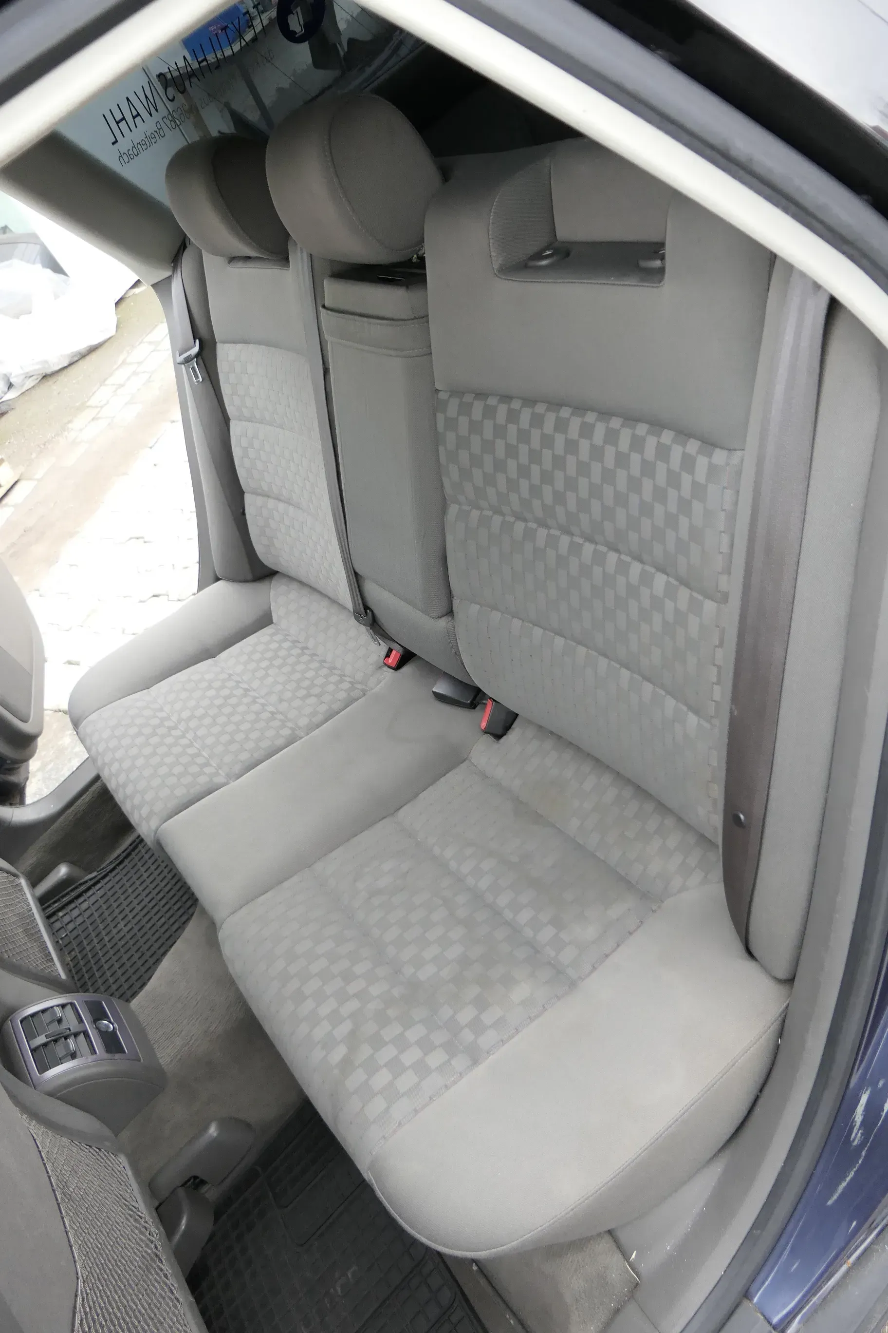 Audi A6 4B Avant Kombi Rückbank Rücksitzbank Sitz Rücksitz 3 Punkt swing dunkelg - Bild 1