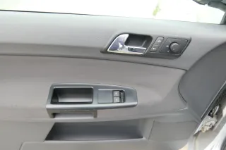 1x VW Polo 9N Türverkleidung Verkleidung Tür vorne links 2/3-Türer Fahrertür - Bild 2