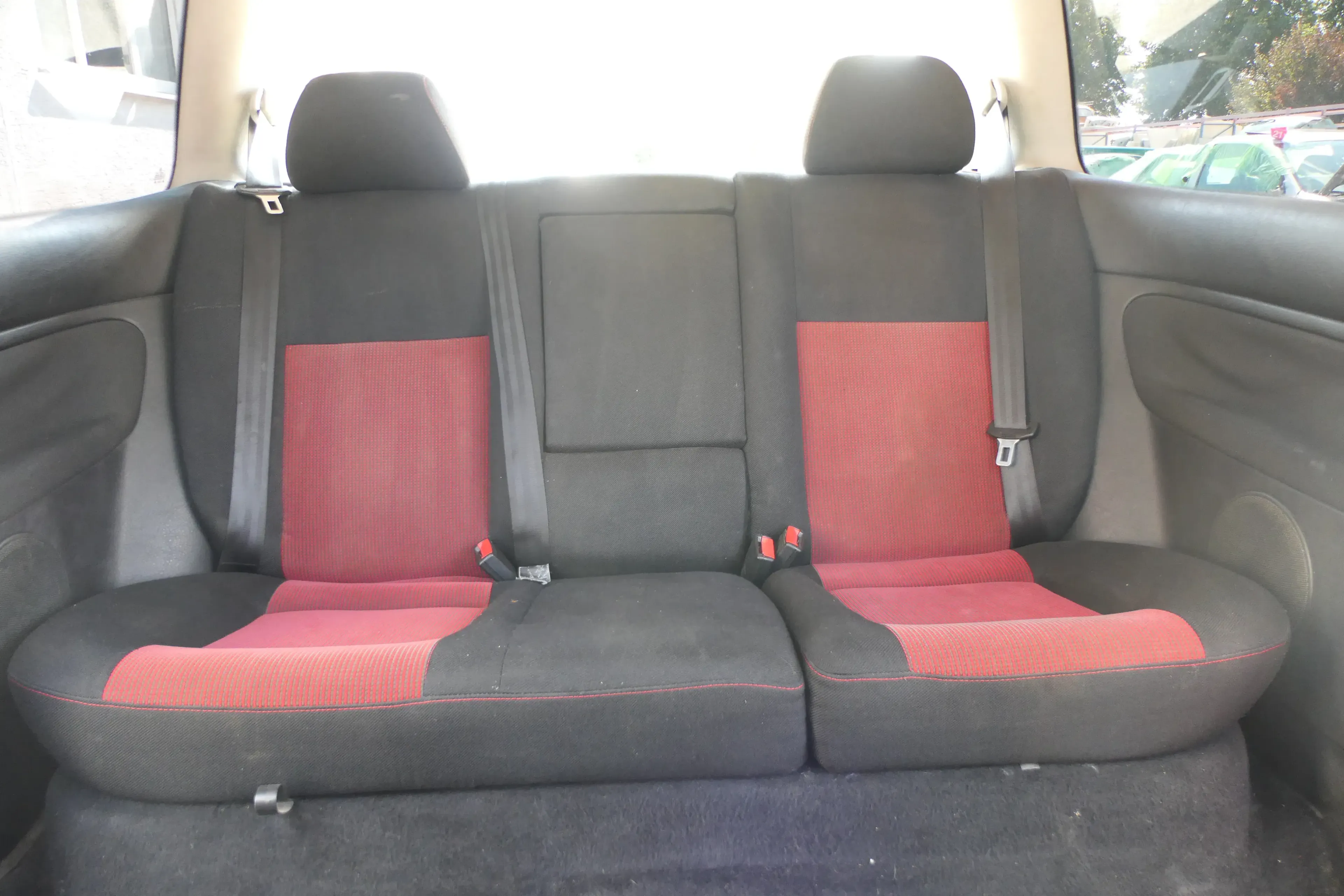 VW Golf 4 Limousine Sitz Rückbank Rücksitzbank hinten Sitze Sportsitze rot - Bild 1