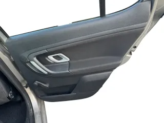 1x Skoda Fabia 5J Stufenheck Türverkleidung Verkleidung Tür hinten rechts Griff - Bild 2