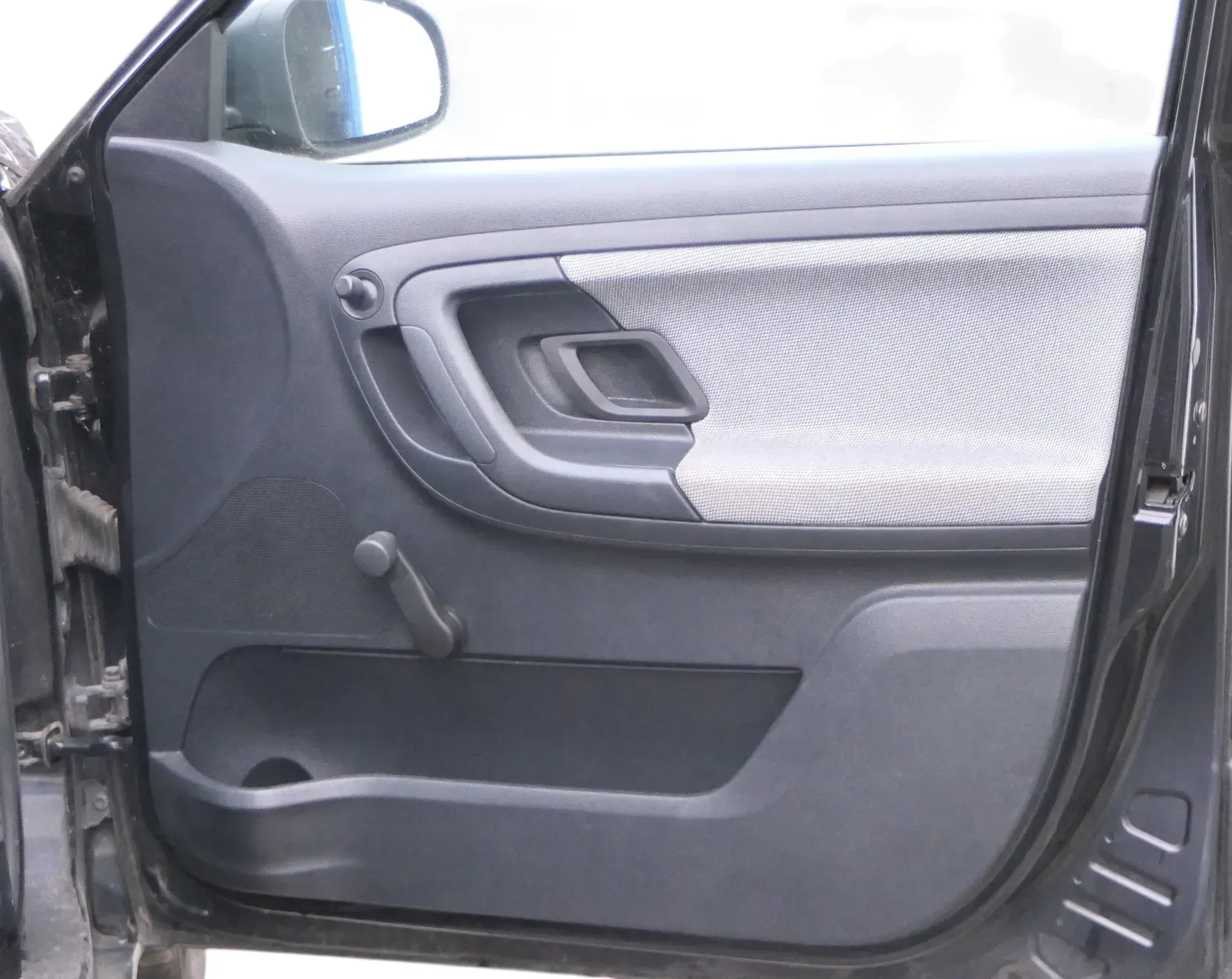 1x Skoda Fabia 5J Stufenheck Türverkleidung Verkleidung Tür vorne rechts - Bild 1