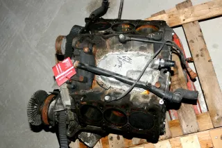 VW Passat 3B A4 Motorblock Block AMX 2,8 142kw 193PS Quattro V6 Motor - Bild 1