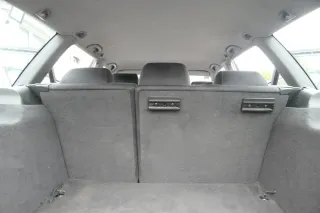 Audi A4 B5 Sitz Sitze hinten Rückbank Rücksitzbank Kombi schwarz Sitzflä - Bild 9