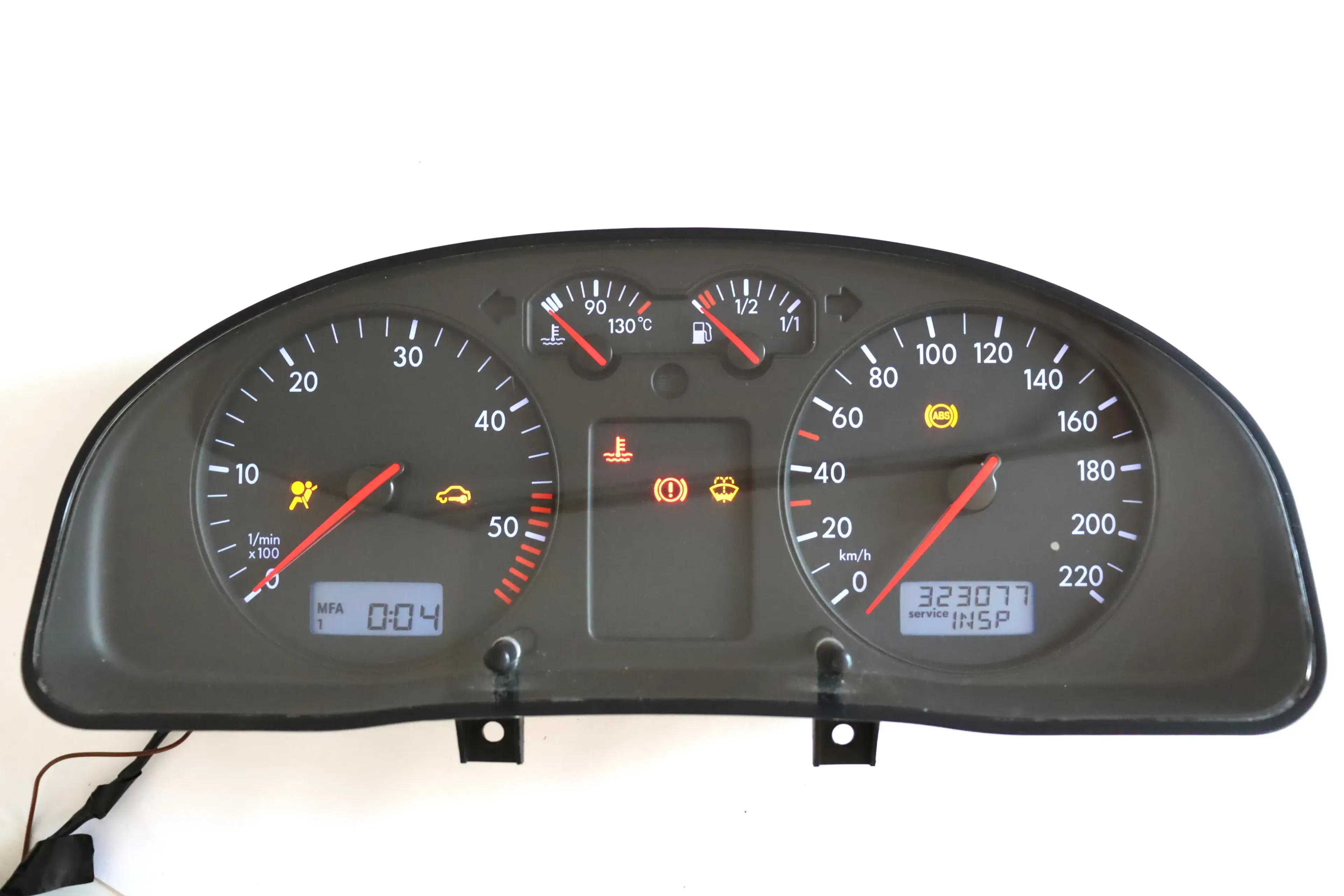 VW Passat 3B Tacho Tachometer Kombiinstrument 323.000km 3b1919880c Diesel TDI - Bild 1