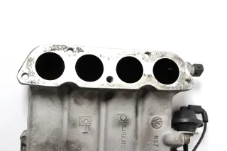 VW Passat 3A 35i Golf 3 Ansaugbrücke Ansaugkrümmer 1,6 AFT AKS 037133205A - Bild 2