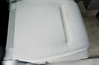 VW Touran Sitz hinten rechts (hinterm Beifahrersitz) Rücksitz anthrazit - 107919 - Bild 2