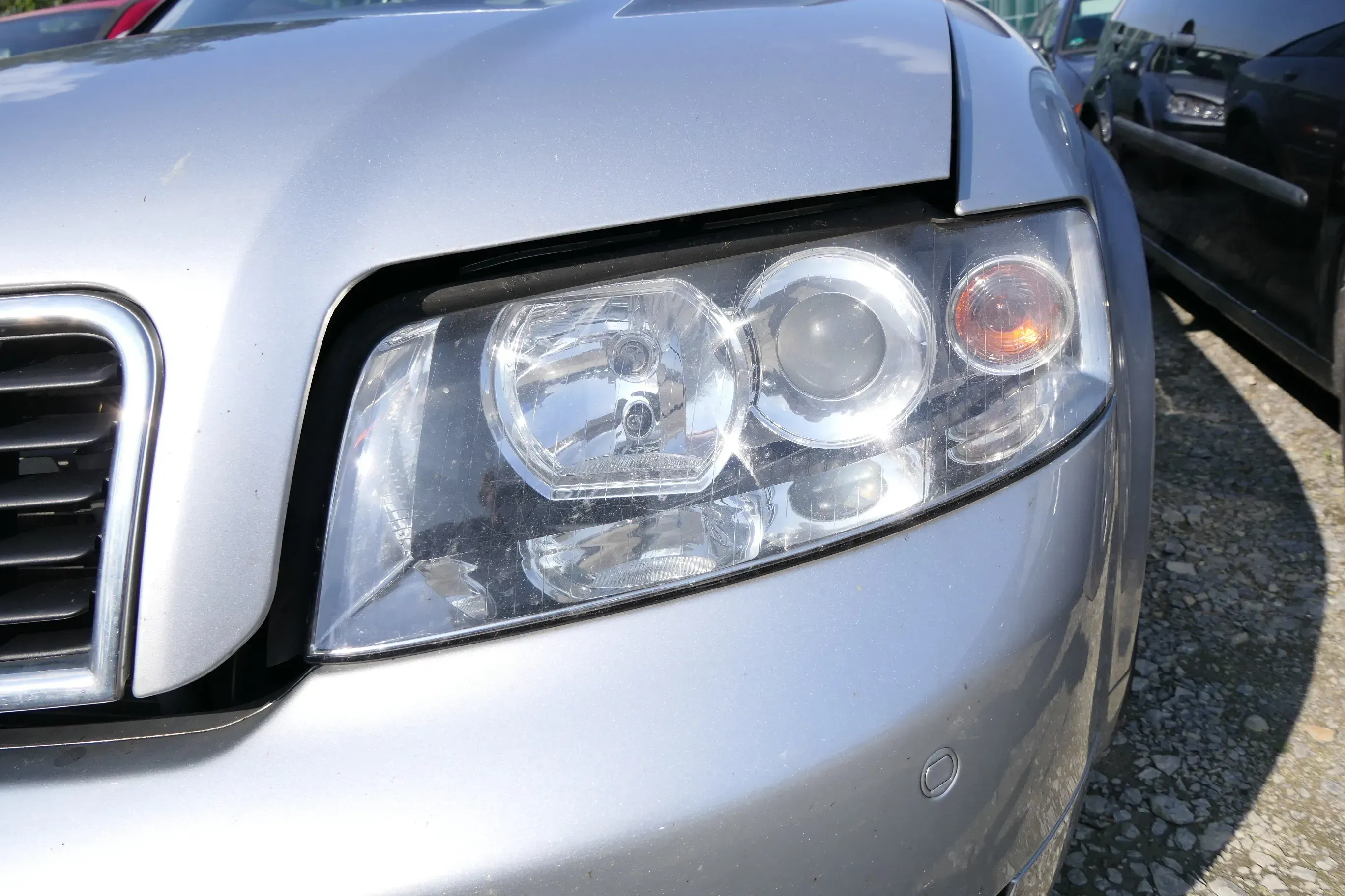 Audi A4 8E Scheinwerfer Halogenscheinwerfer 8E0941029C links vorne - kein Xen0n - Bild 1