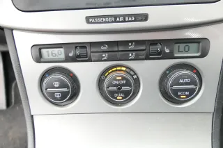 VW Passat 3C Steuergerät Klimaanlage Klimabedienteil 3C0907044BB Climatronic - Bild 1
