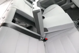 VW Golf 5 V Sitz Sitze hinten Rückbank Rücksitzbank 3 Punkt Gurt helles grau 108 - Bild 2