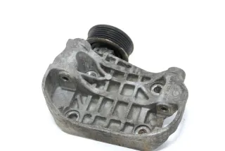 VW Touareg 7L Q7 Halter Konsole Lichtmaschine Träger 059903143Q BUG CCMA - Bild 1