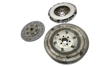 VW Passat 3B A4 B5 Schwungrad Zweimassenschwungrad AVF 1,9 TDI 96kw 136PS - Bild 4