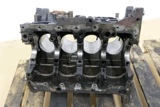 VW Passat 3C Motorblock Motor 2,0 TDI 103kw BMP 140PS NUR BLOCK - Bild 7