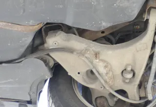 Audi A4 8E B7 B6 Querlenker hinten rechts unten Achslenker 8E0505312T - Bild 1