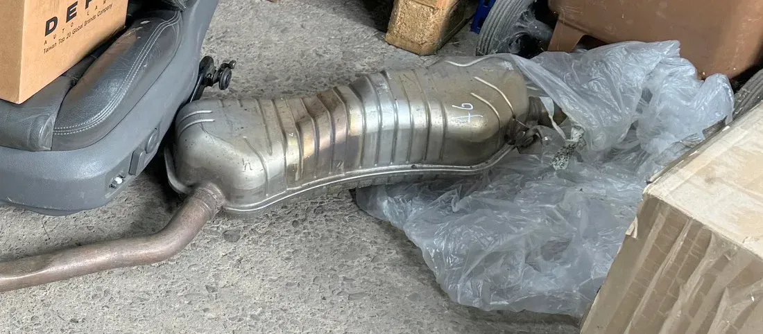 1x A6 4B Quattro Allrad Auspuff Endschalldämpfer rechts hinten 3,0 2,7 ASN BBJ - Bild 1