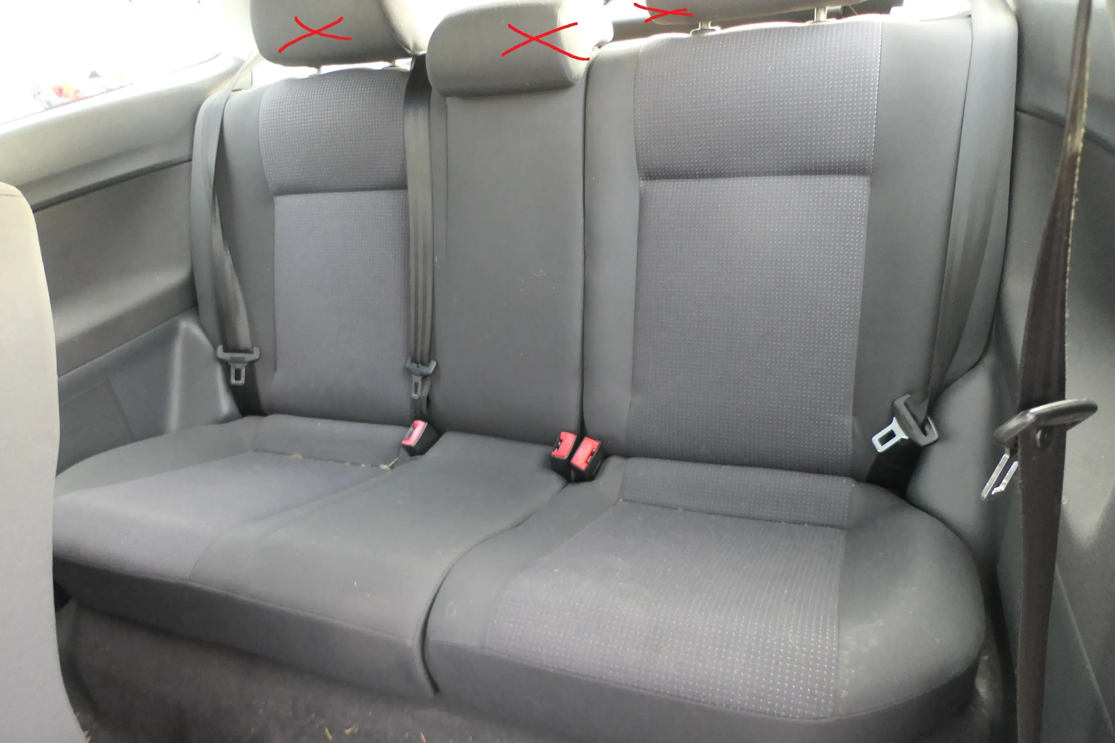 VW Polo 9N 9N3 Sitz Rückbank Sitzfläche Sitze 3 Punkt Gurt hinten - Bild 1