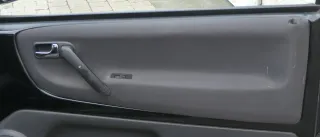 1x VW Lupo Arosa Türverkleidung Verkleidung Tür vorne rechts oben schwarz - Bild 1