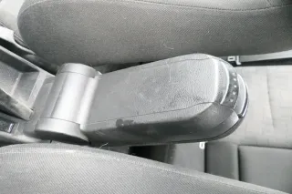 VW Passat 3B Mittelarmlehne Armlehne Lehne Mitte Original schwarz zum nachrüstem - Bild 2