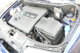 VW Polo 9N Ansaugbrücke Ansaugkrümmer 1,4 16V 74kw BBZ 100PS 036129711FD - Bild 1