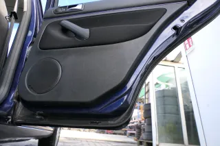1x VW Golf 4 1J Limousine Türverkleidung Verkleidung Tür hinten rechts schwarz - Bild 2