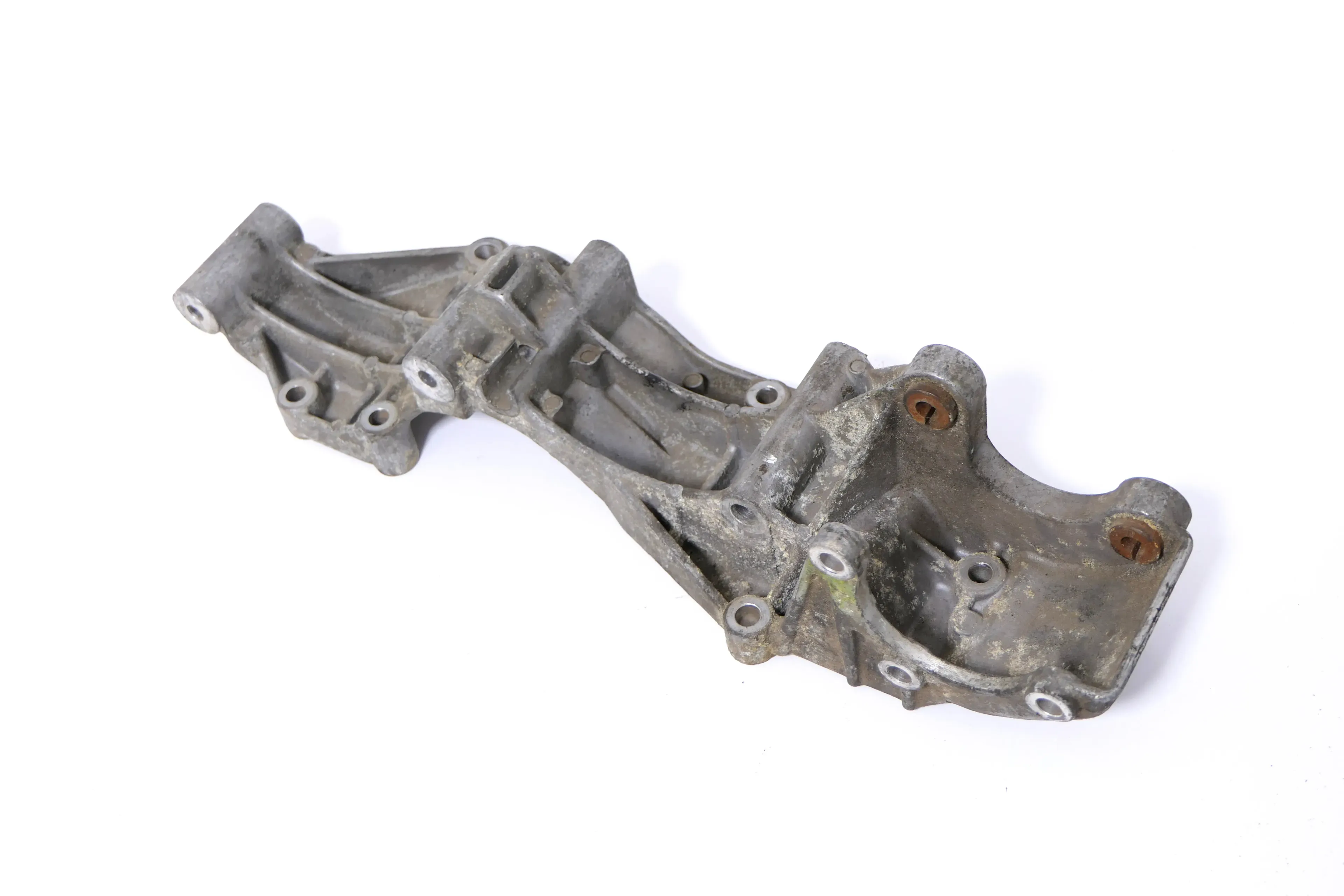 VW Golf Sharan Halter Konsole Lichtmaschine Träger 021260089F - Bild 1