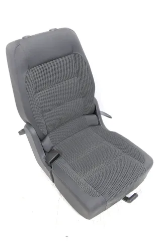 VW Touran Sitz hinten links (hintern Fahrersitz) Rücksitz Isofix II - Bild 3
