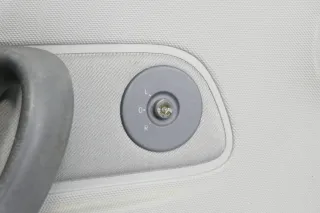VW Polo Kombi ab Bj.2000 Türverkleidung Verkleidung Tür vorne links hinten Facel - Bild 4