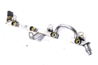 VW Golf Touran Eos Einspritzleiste 03C133317A CDGA Erdgas Gas Kraftstoffverteile - Bild 1