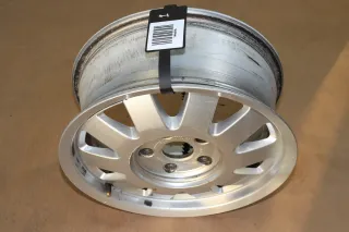 1x Audi A4 A6 Alufelge original 8D0601025M 6j x16H2 ET45 - Bild 5