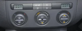VW Golf 5 Eos Steuergerät Klimaanlage Klimabedienteil 1K0820047HB Heizung - Bild 1