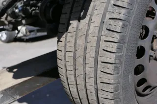 4x VW Passat 3C Golf Reifen Sommerreifen 215/55 R16 93V Felgen 4-5mm - Bild 3