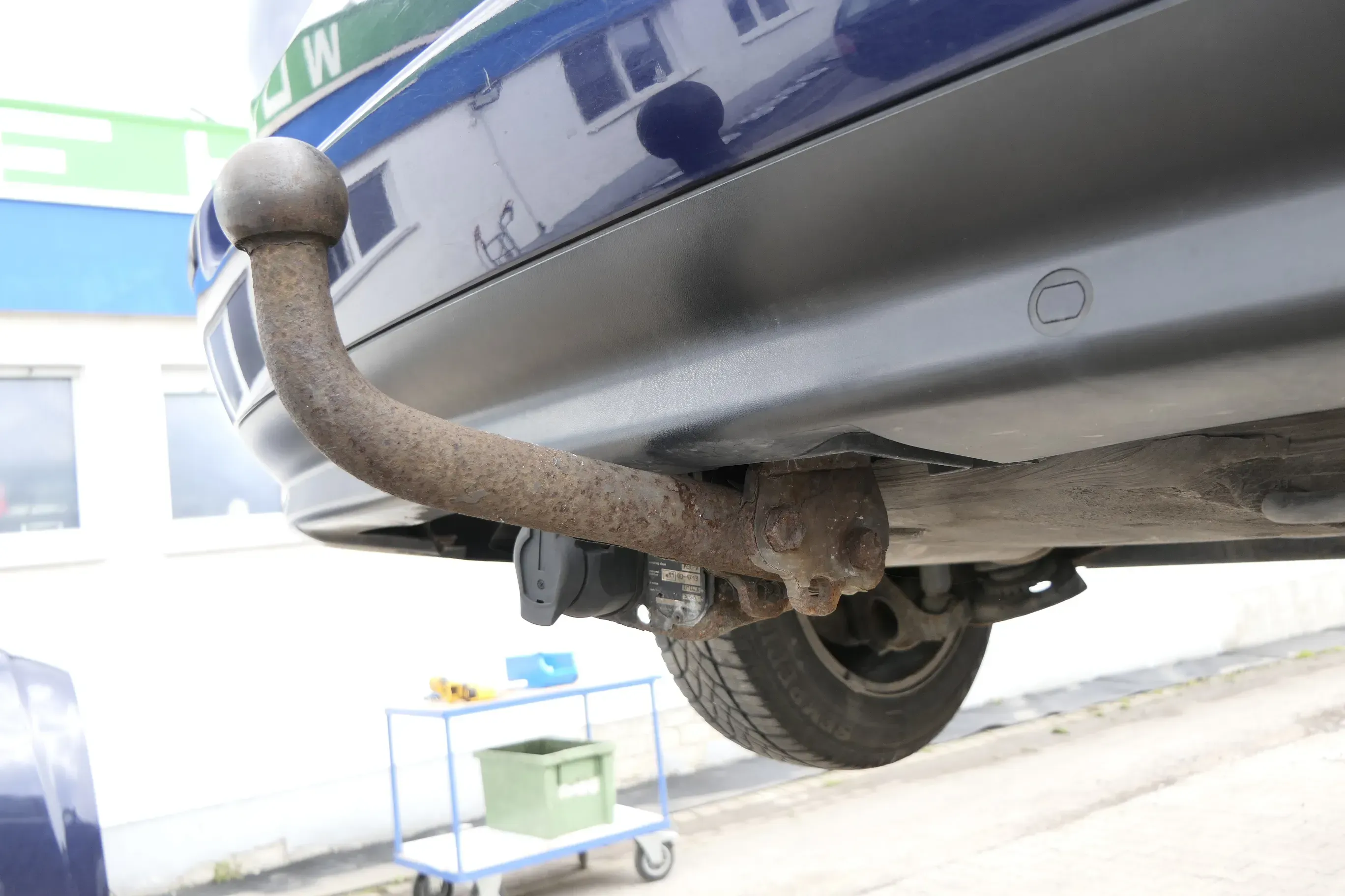 VW Passat 3BG Anhängerkupplung Anhängekupplung starr starre Brink + Kabelbaum - Bild 1