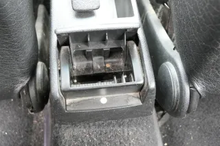 VW Passat 3A 35i Mitteltunnel Aschenbecher Verkleidung Abdeckung - Bild 4