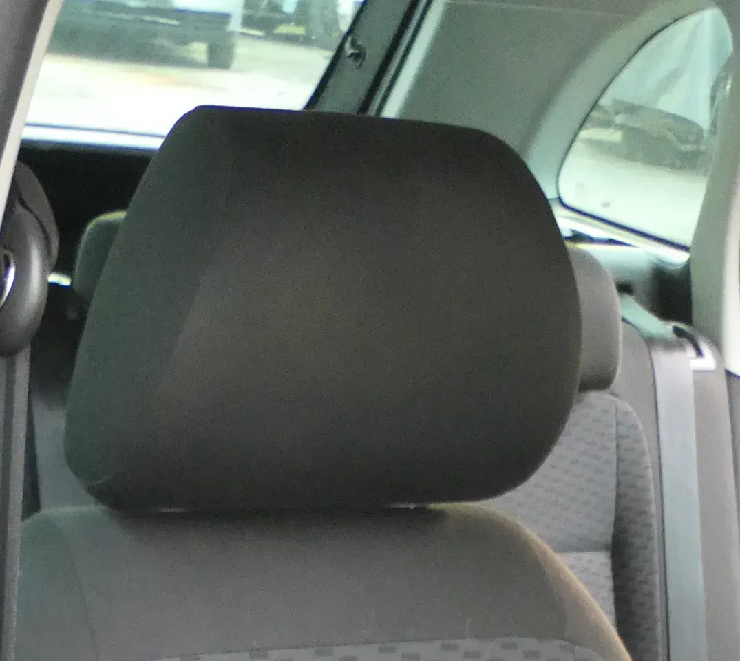Skoda Fabia 5J Kopfstütze vorne rechts oder links - anthrazit - Bild 1