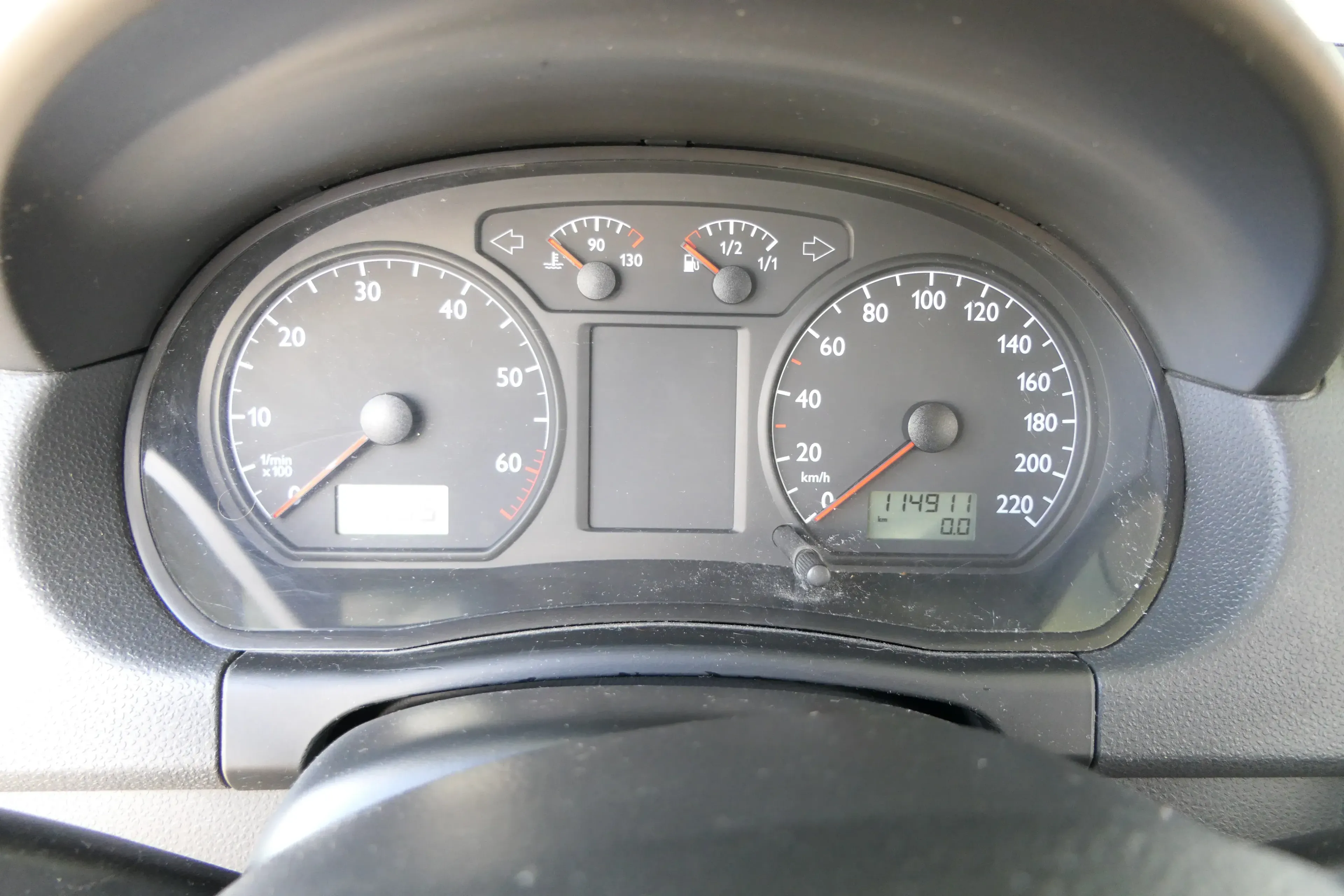 VW Polo 9N Tacho Tachometer Kombiinstrument 114.000km 6Q0920800P 1,2 47kw 40kw - Bild 1