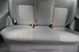 VW Polo 9N 9N3 Sitz Rückbank Sitzfläche Sitze 3 Punkt Gurt hinten mit Kopfstütze - Bild 6