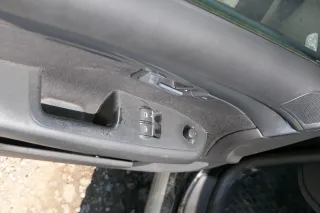 1x A4 8E B6 Türverkleidung Verkleidung Tür vorne links soul schwarz - Bild 6