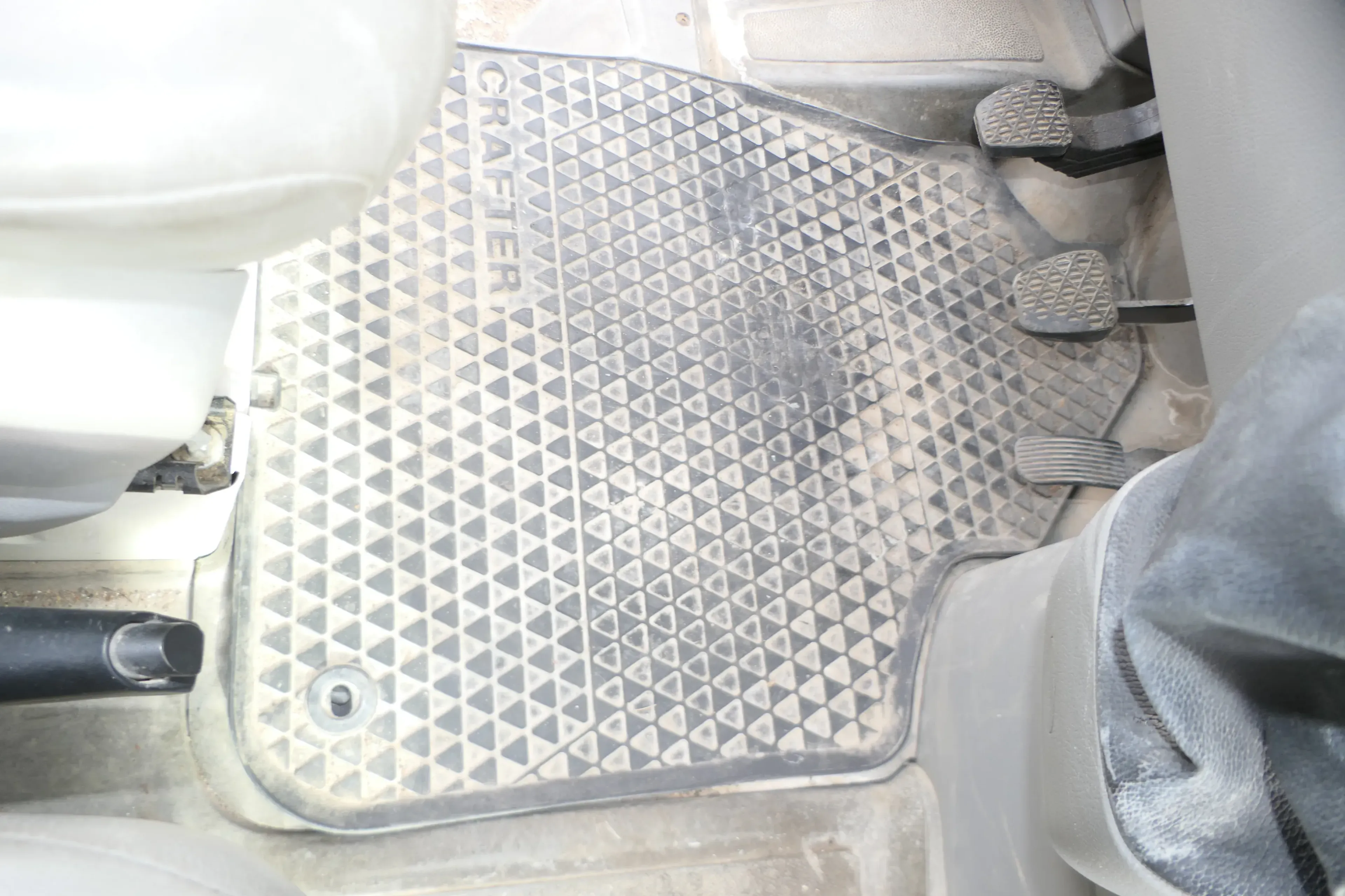 Original VW Crafter 2E Fußmatten Fußmatte Gummi Gummimatten Gummimatte - Bild 1