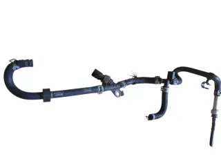 A3 VW Golf 5 V Leitung Benzin 1,6 FSI BAG BLF BLP 85kw Kraftstoffleitung - Bild 1