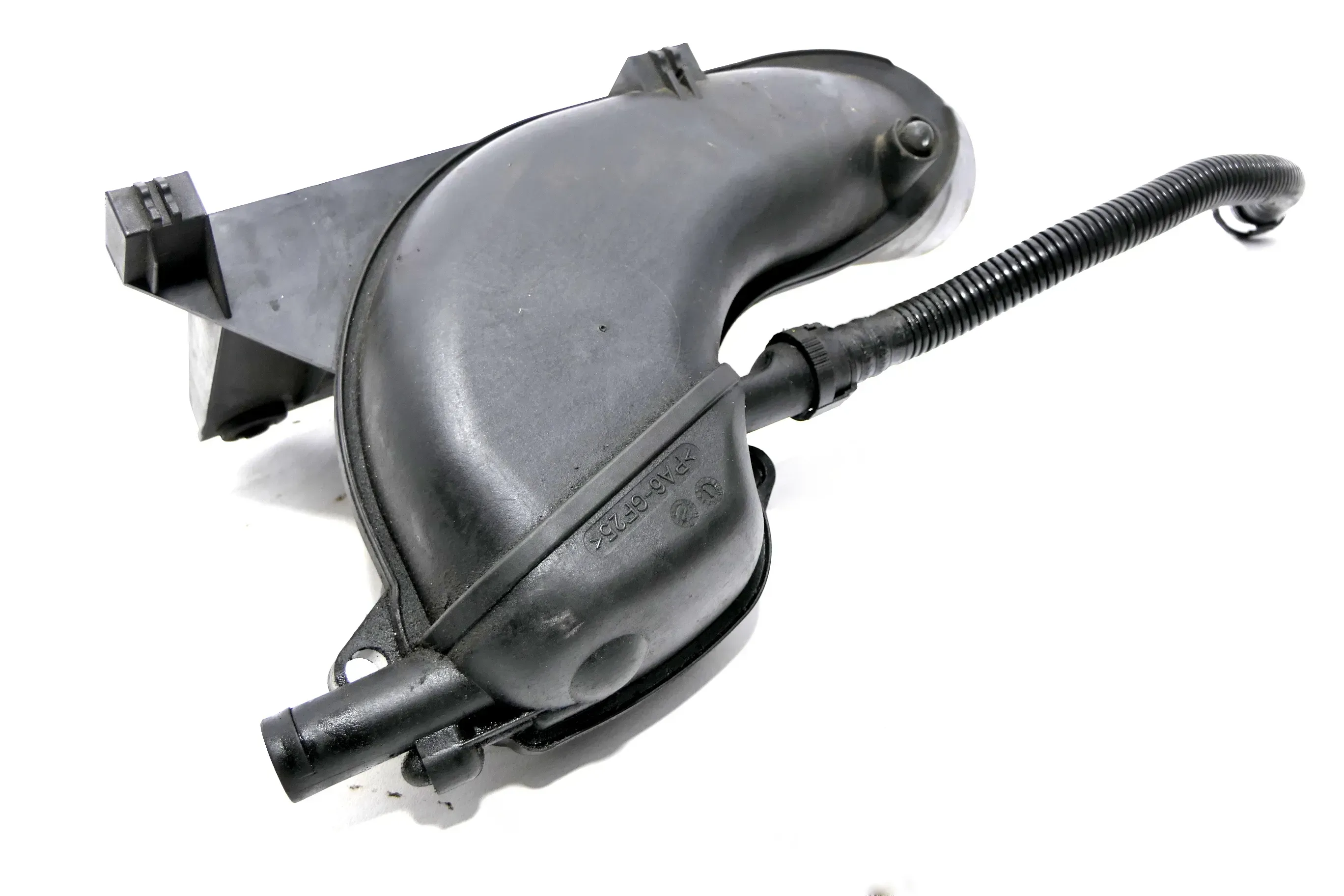 Audi 80 100 A6 Ansaugluftführung Ansaugrohr Luftfilter 078133357F 2.6 ABC - Bild 1