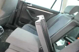 Golf 5 V 6 Variant Sitz Sitze hinten Rücksitzbank 3 Punkt Gurt -OHNE Kopfstützen - Bild 7